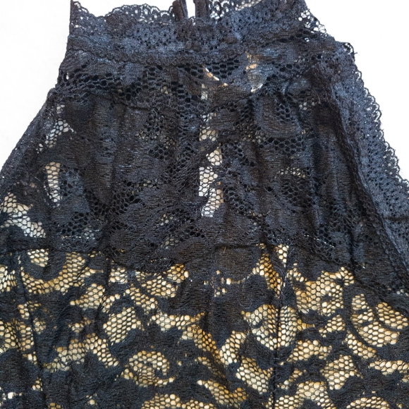 Peplum Lace Top - Picture 3 of 5